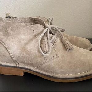 Hush Puppies Chic Suede Lace-Up Boots